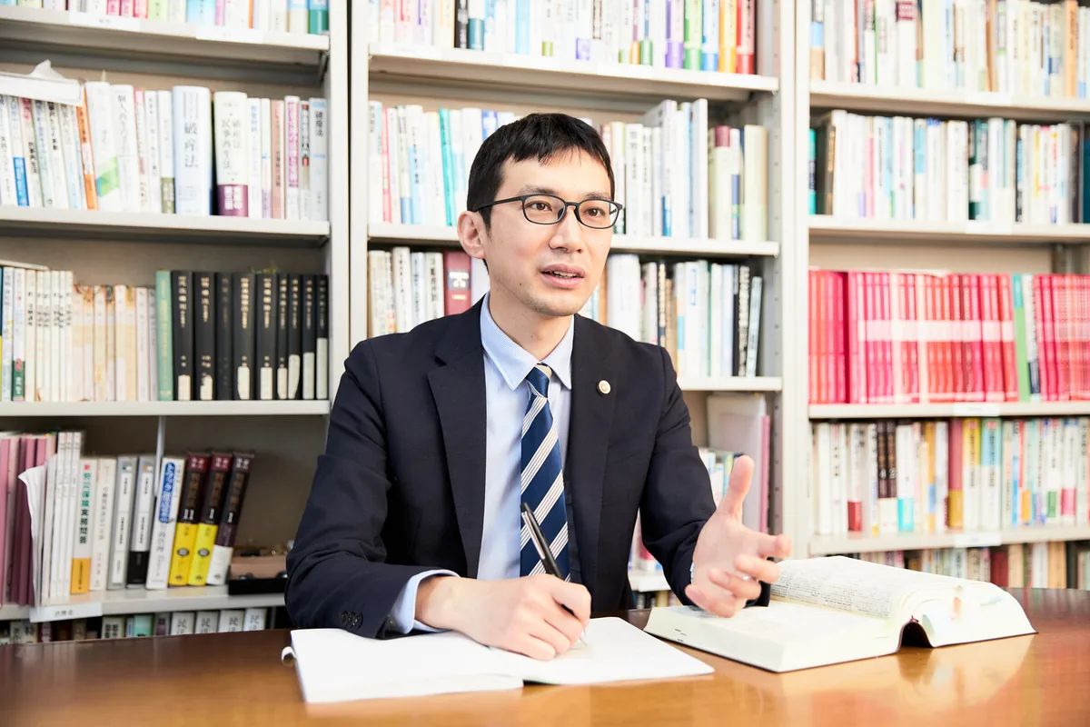 弁護士 鶴羽 良弘